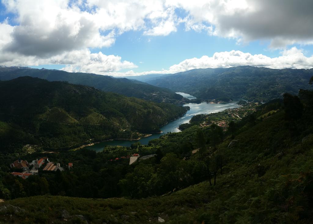 Al Vivenda Romantica Geres Exterior foto